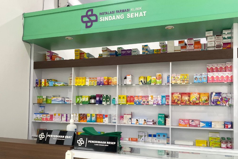 layanan apotek klinik sindang sehat